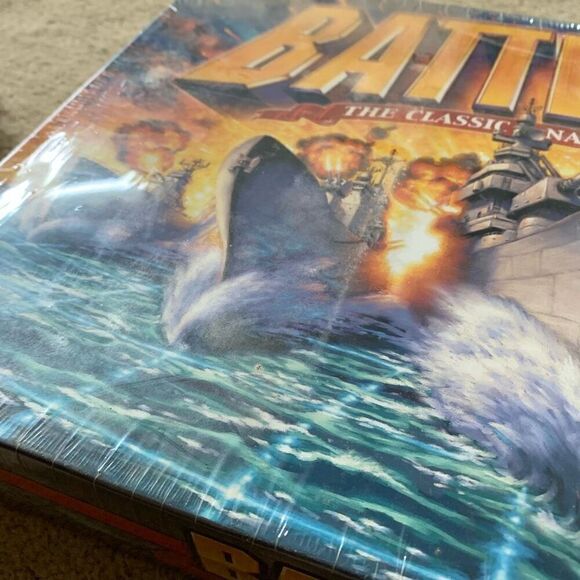 Battleship Classic Navel Combat Game *New* - Picture 2 of 4